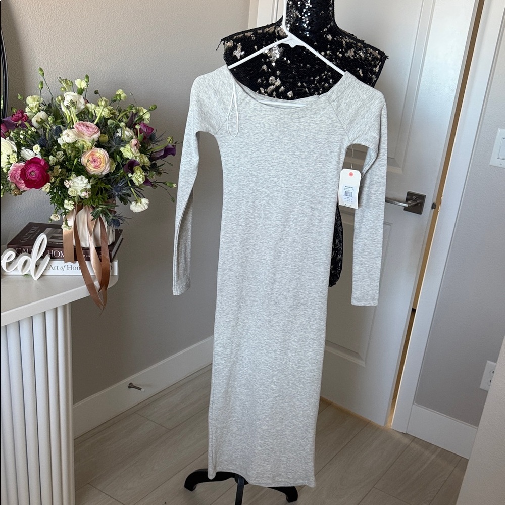 Billabong Light Gray Long Sleeve Dress